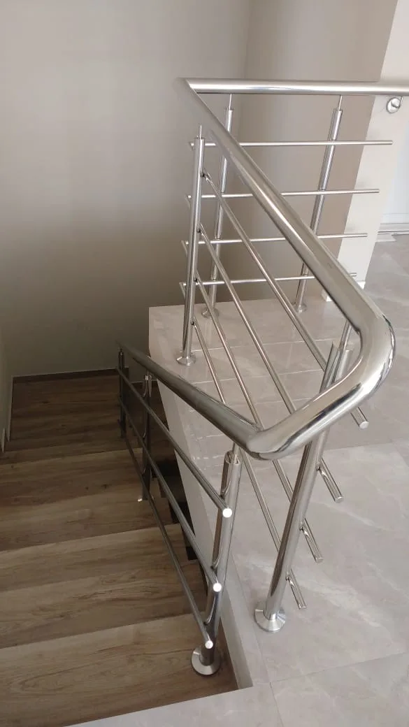 Corrimão em inox para escada